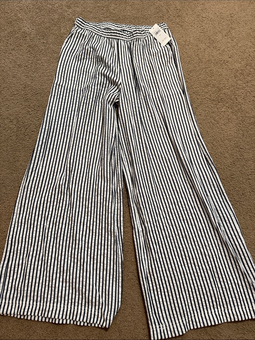 Splendid Navy & White Vertical Stripe Wide-Leg Pants light weight